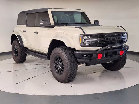 Used 2025 Ford Bronco Raptor AWD/4WD image 7
