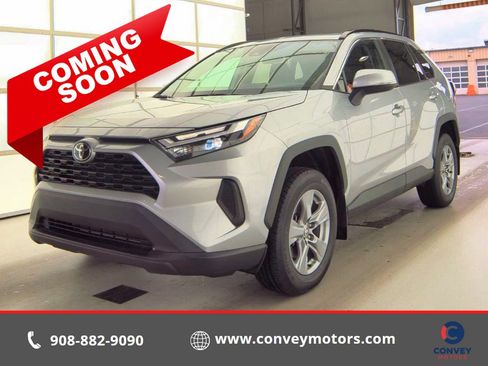 Used 2022 Toyota RAV4 XLE w/ Convenience Package AWD/4WD image 1