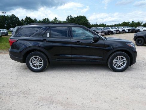 New 2026 Ford Explorer Active AWD/4WD image 4