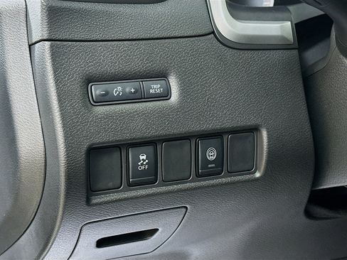 Used 2024 Nissan Murano SV w/ SV Midnight Edition Package AWD/4WD image 10