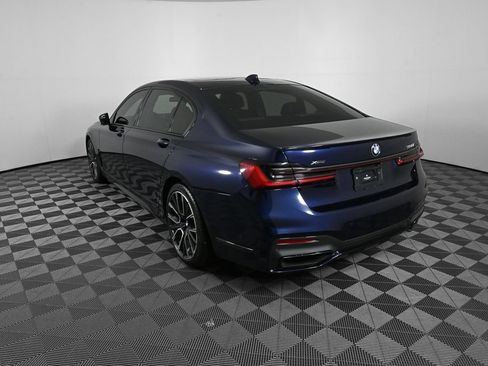 Used 2020 BMW 750i xDrive w/ Executive Package AWD/4WD image 4