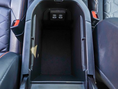 Used 2024 Toyota RAV4 Adventure image 38