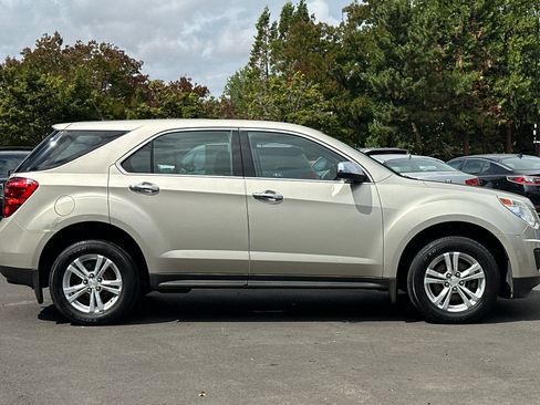 Used 2013 Chevrolet Equinox LS AWD/4WD image 3