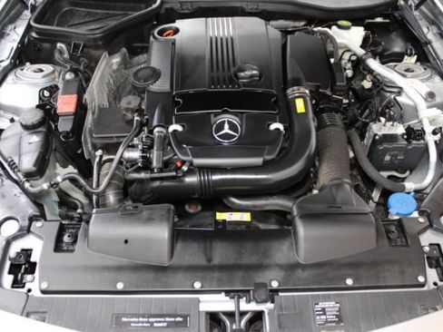Used 2014 Mercedes-Benz SLK 250 image 29