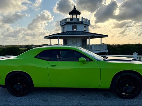 Used 2015 Dodge Challenger R/T Plus image 4