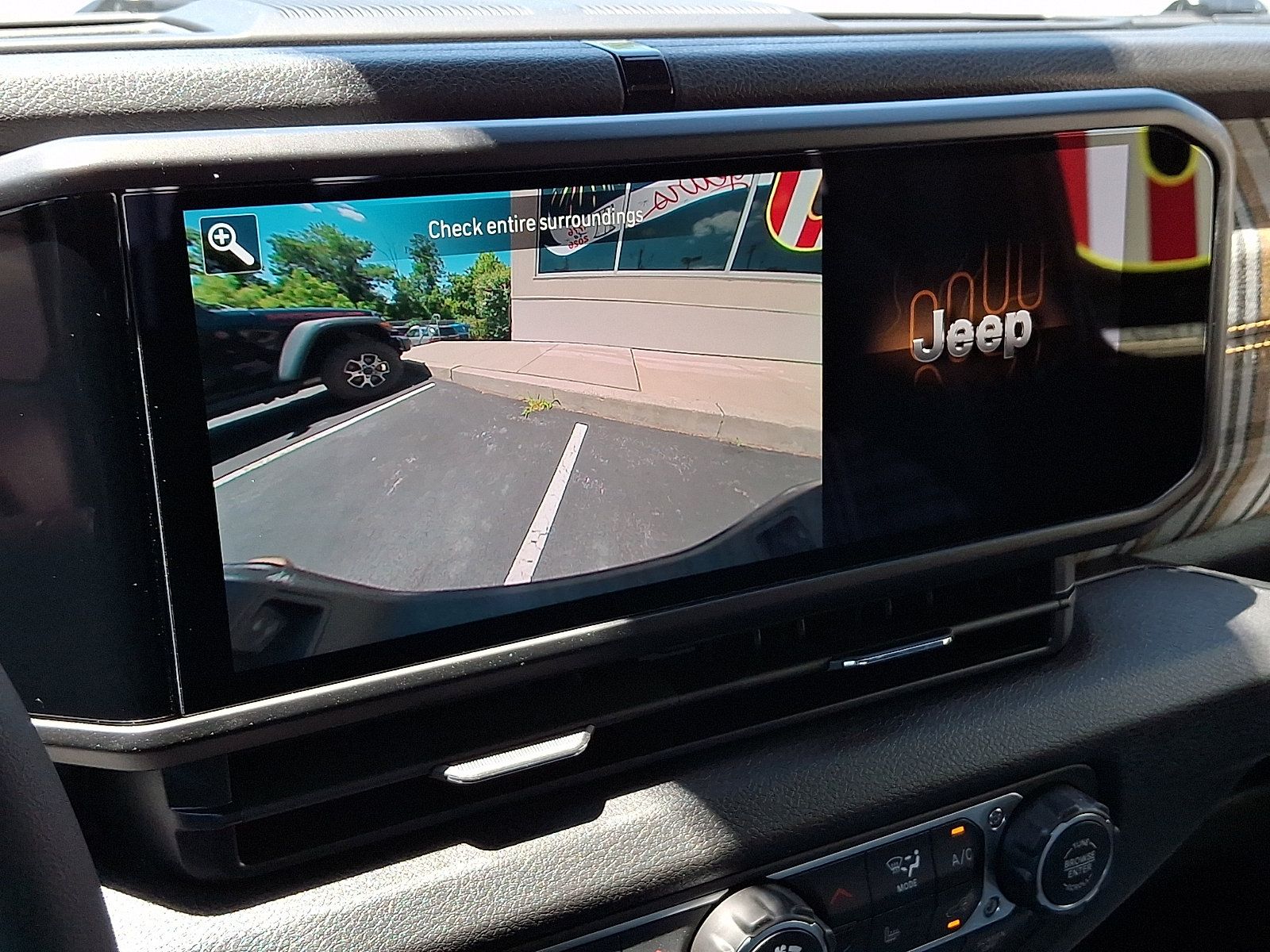 New 2026 Jeep Gladiator Sport AWD/4WD image 13