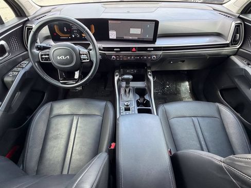 Certified 2024 Kia Sorento S w/ Panoramic Sunroof Package FWD image 13