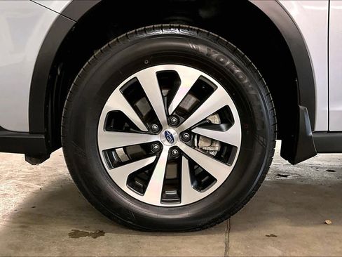 Used 2020 Subaru Outback Premium w/ Popular Package #1 image 11