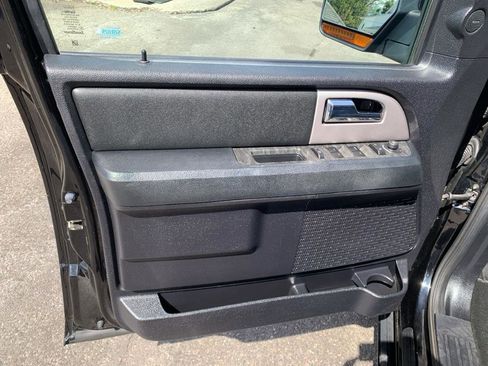 Used 2017 Ford Expedition Limited w/ Equipment Group 301A image 9