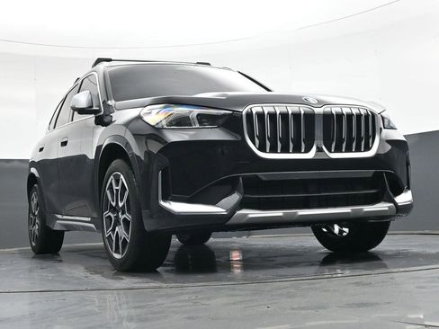 Used 2024 BMW X1 xDrive28i w/ Technology Package AWD/4WD image 35
