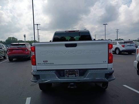 Used 2024 Chevrolet Silverado 2500 LT AWD/4WD image 6