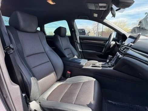 Used 2018 Honda Accord Sport image 24