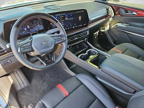 New 2026 Chevrolet Traverse RS FWD image 3