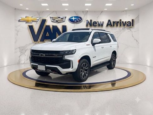 Used 2021 Chevrolet Tahoe Z71 w/ Z71 Signature Package AWD/4WD image 1