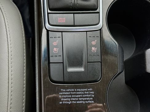 Used 2018 Kia Optima EX w/ Premium Package image 19