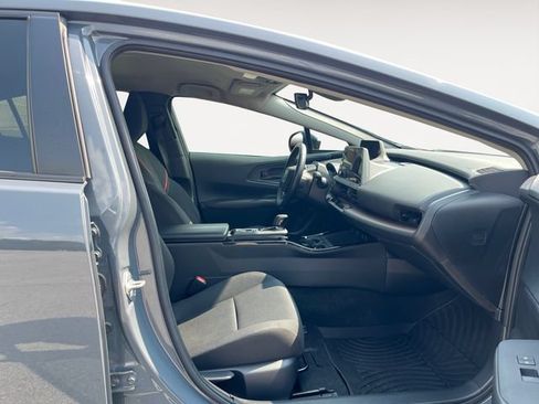 Used 2023 Toyota Prius Prime FWD image 15