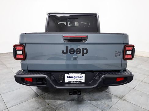 New 2026 Jeep Gladiator Sport AWD/4WD image 6
