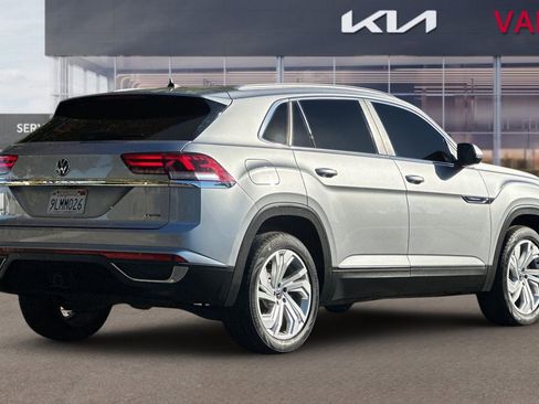 Used 2020 Volkswagen Atlas Cross Sport SEL image 4