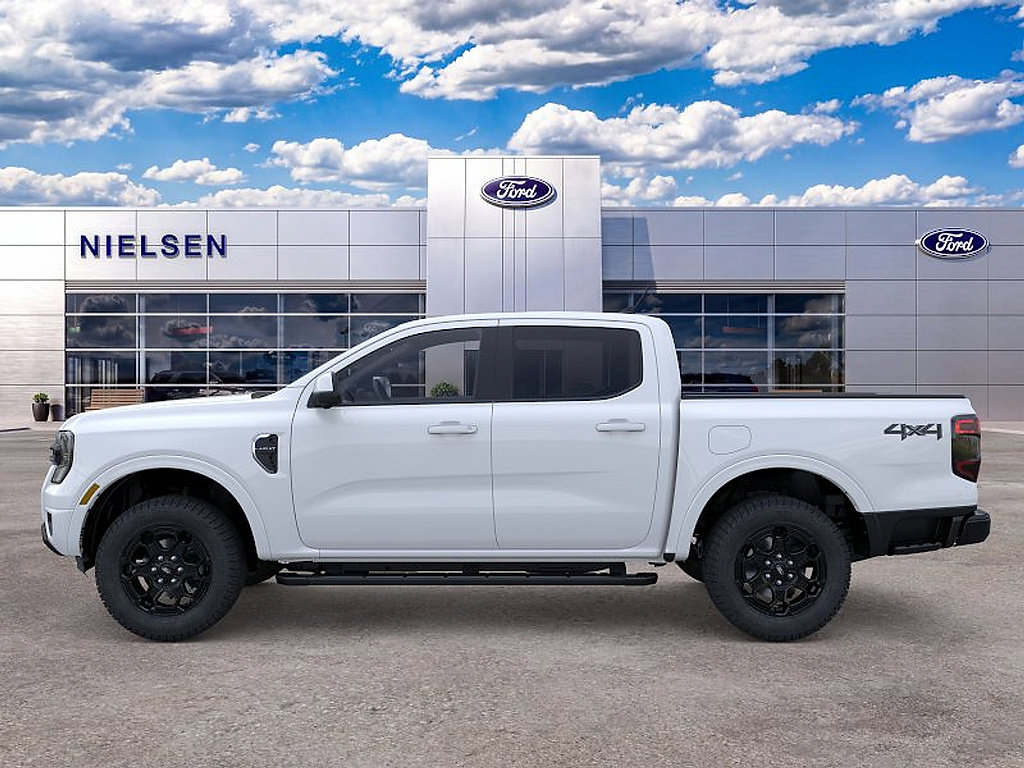 New 2026 Ford Ranger Lariat w/ Black Appearance Package AWD/4WD image 3