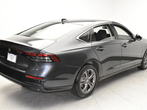 Used 2023 Honda Accord EX image 5