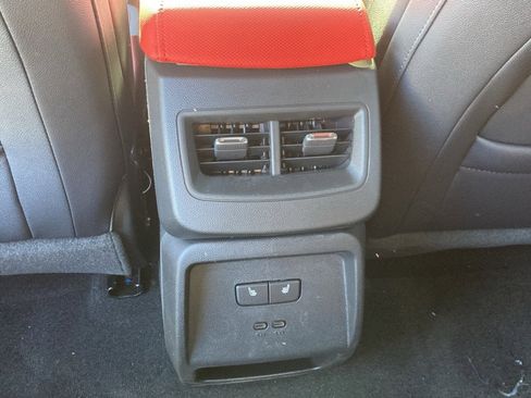 New 2025 Chevrolet Equinox EV RS w/ Convenience Package II image 24