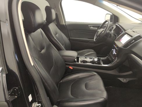 Used 2019 Ford Edge Titanium AWD/4WD image 21