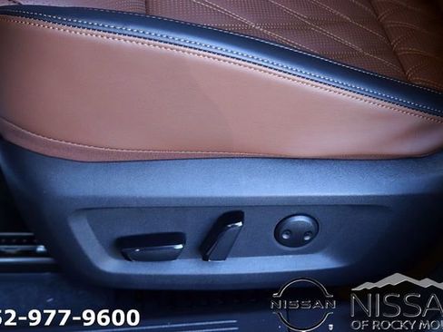 New 2026 Nissan Rogue Platinum w/ Platinum Premium Package AWD/4WD image 15
