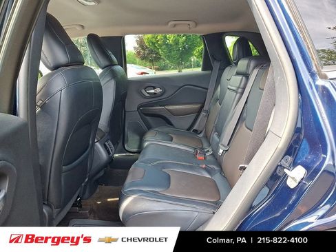 Used 2014 Jeep Cherokee Limited AWD/4WD image 12