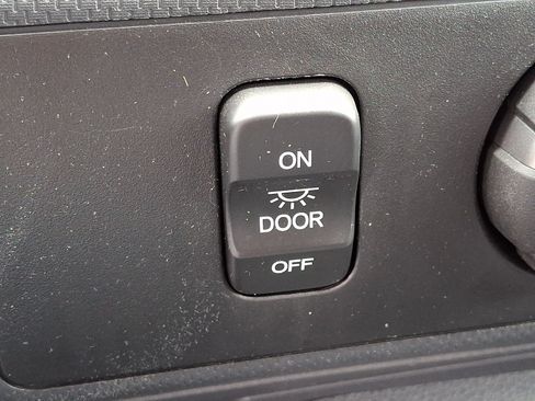 Used 2013 Honda Ridgeline Sport image 26