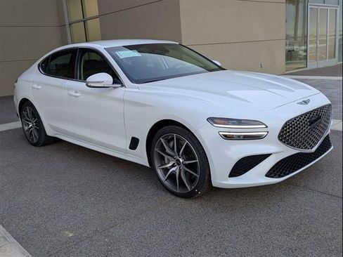 Used 2025 Genesis G70 2.5T RWD image 4