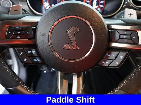 Used 2022 Ford Mustang Shelby GT500 w/ Carbon Fiber Track Pack RWD image 42