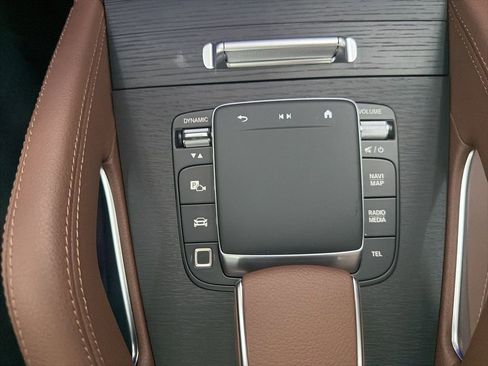 New 2026 Mercedes-Benz GLE 450e 4MATIC image 37