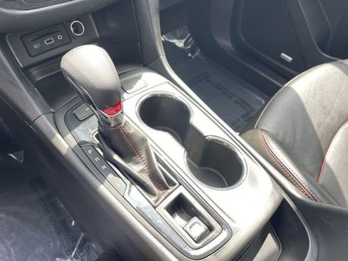 Used 2023 Chevrolet Equinox RS w/ RS Leather Package image 22