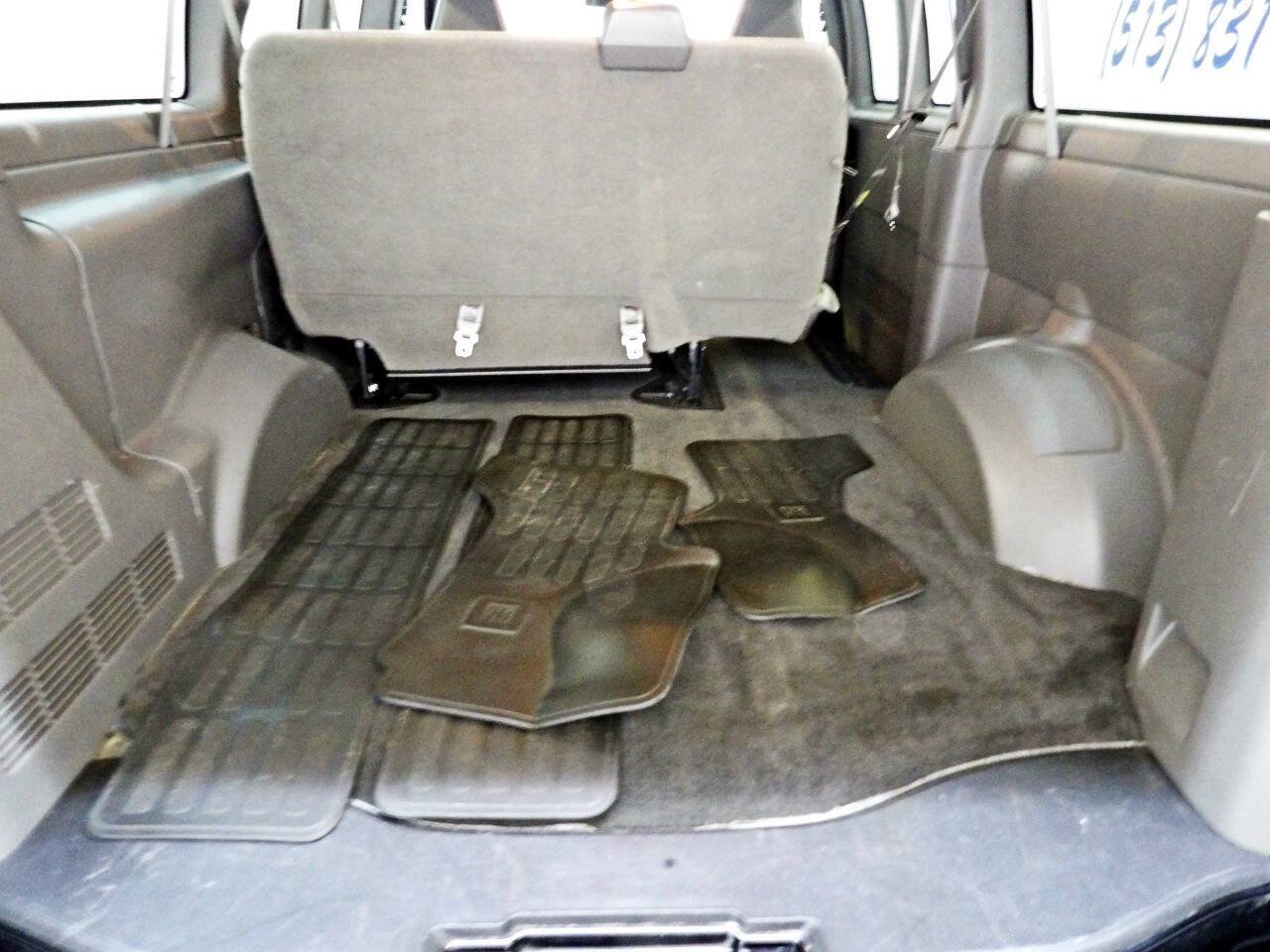 Used 2016 Chevrolet Express 2500 LS RWD image 11