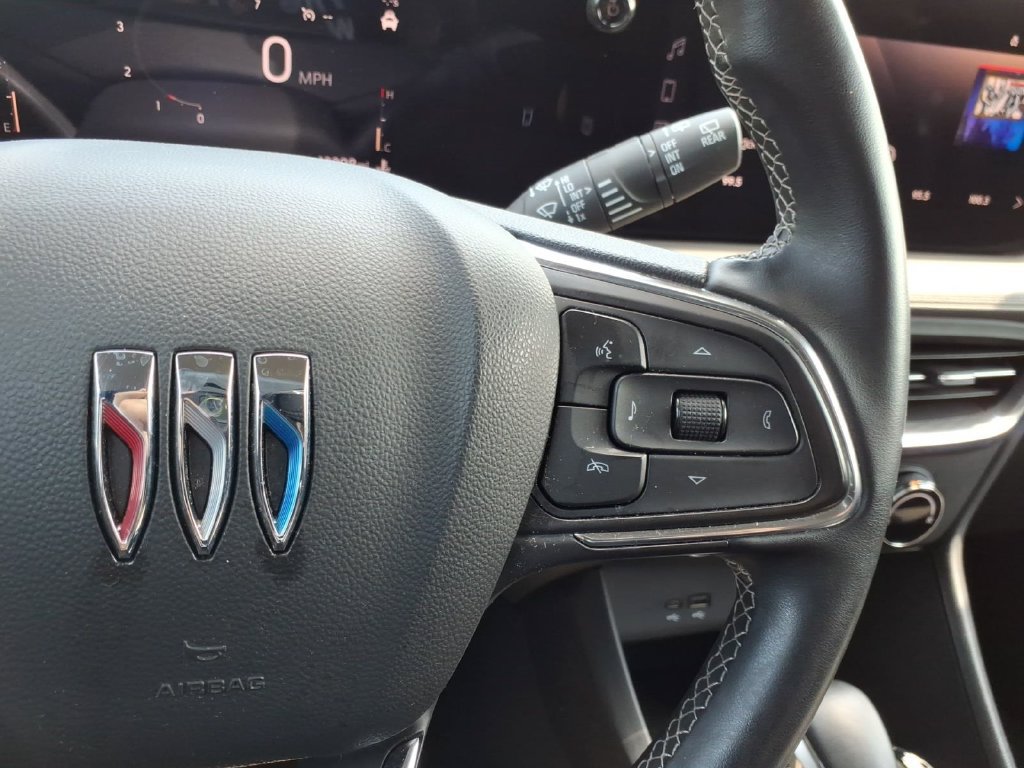 Used 2024 Buick Encore GX Preferred FWD image 19