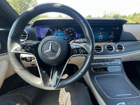 Used 2023 Mercedes-Benz E 350 4MATIC Sedan image 10