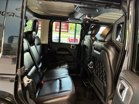 Used 2020 Jeep Wrangler Unlimited Rubicon AWD/4WD image 37