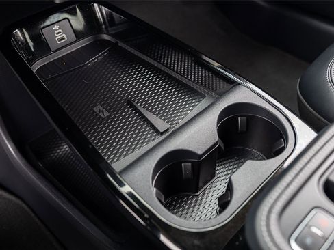 Certified 2025 Ford Mustang Mach-E Select RWD image 22