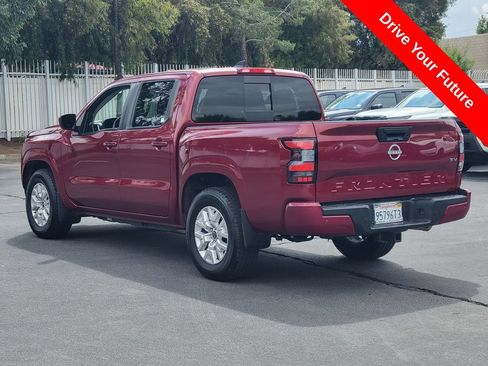Used 2023 Nissan Frontier SV w/ SV Convenience Package RWD image 3
