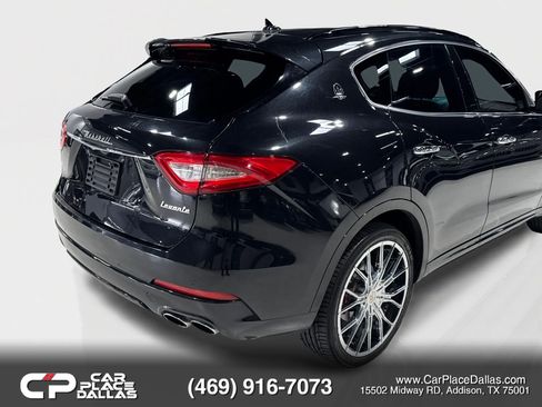Used 2017 Maserati Levante w/ Sport Package AWD/4WD image 10