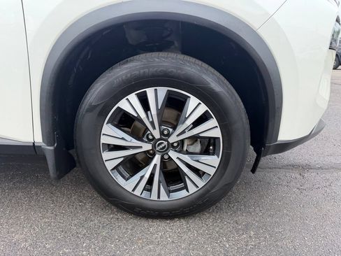 Used 2023 Nissan Rogue SV AWD/4WD image 11