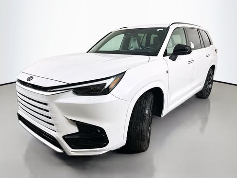 New 2026 Lexus TX 500h AWD w/ Technology Package image 3