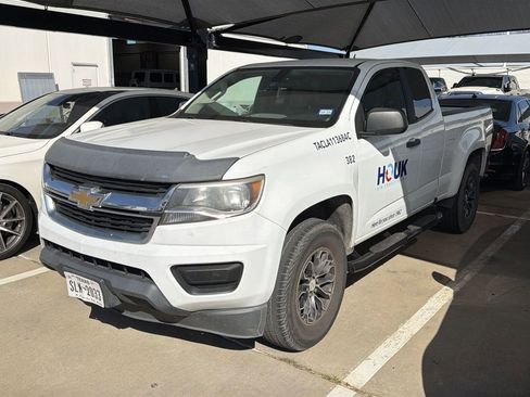 Used 2019 Chevrolet Colorado W/T image 1