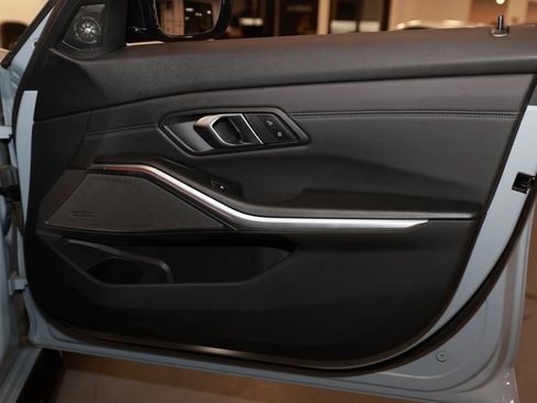 Used 2024 BMW M3 Competition image 21