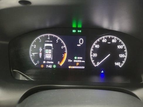 Used 2025 Honda HR-V Sport image 25
