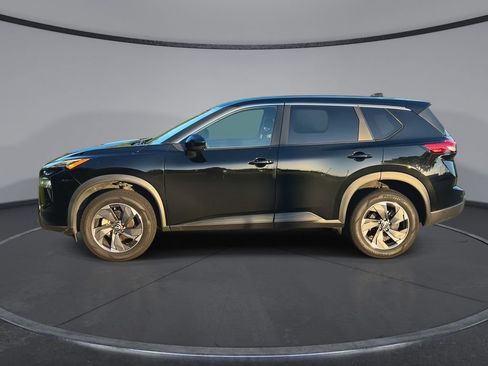 Used 2024 Nissan Rogue SV FWD image 5