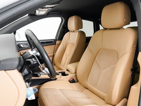 Used 2017 Porsche Macan image 5