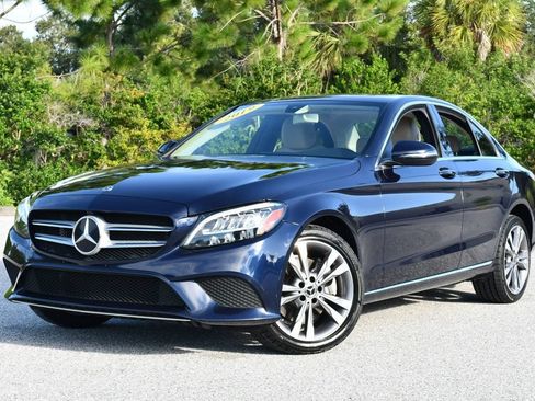Used 2019 Mercedes-Benz C 300 4MATIC Sedan image 21