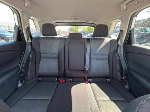 Used 2025 Nissan Rogue SV FWD image 33