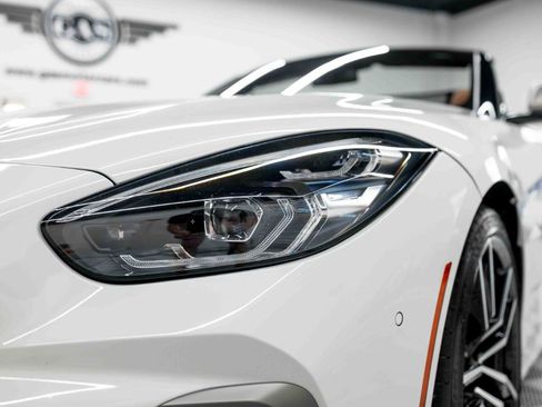 Used 2022 BMW Z4 M40i w/ Premium Package RWD image 16